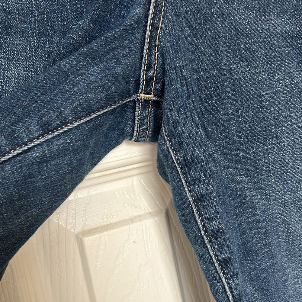 Lucky Brand denim 12/31 Skinny jeans - Picture 5 of 6